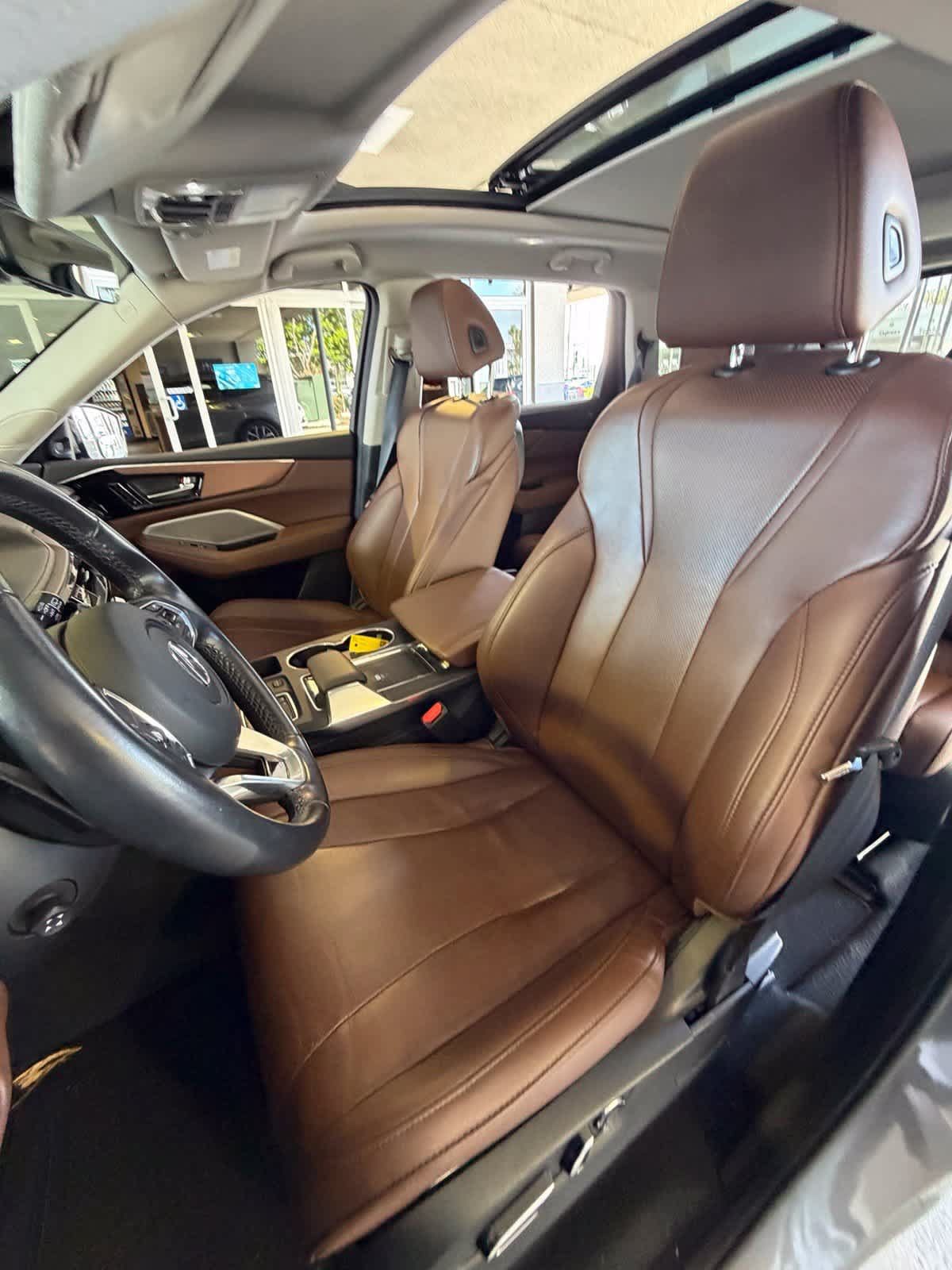 Used 2023 Acura MDX w/ Technology Package AWD/4WD image 13