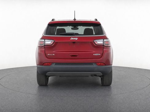 Used 2022 Jeep Compass Latitude AWD/4WD image 32