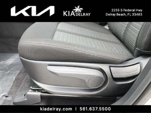 New 2026 Kia Sorento LX FWD image 17