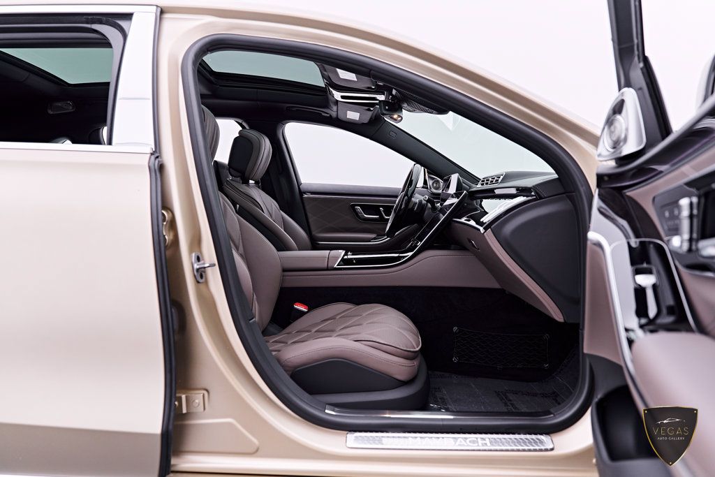 Used 2024 Mercedes-Benz Maybach S 680 4MATIC image 33