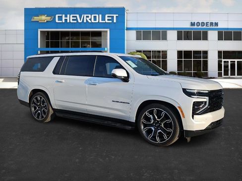 New 2025 Chevrolet Suburban RST w/ RST Capability Package image 6