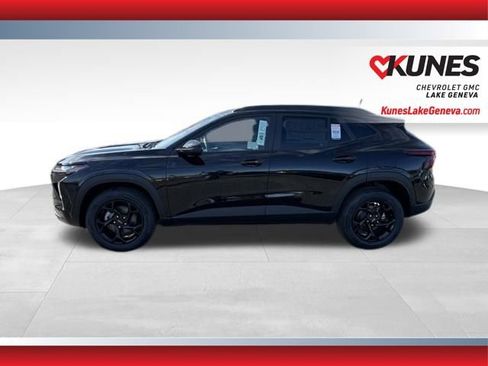 New 2026 Chevrolet Trax LT w/ Driver Confidence Package FWD image 9