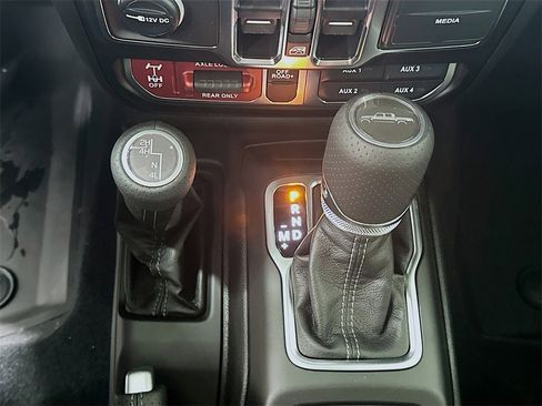 New 2026 Jeep Gladiator Mojave w/ Technology Group image 12