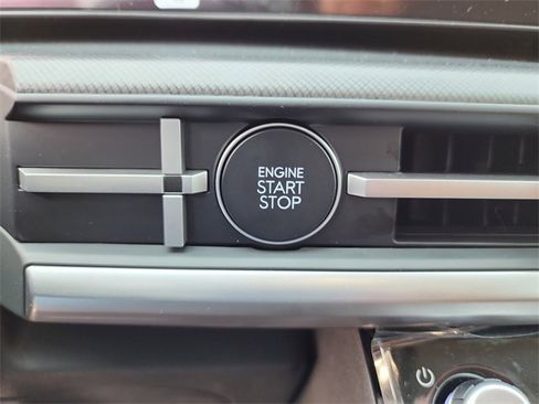 New 2025 Hyundai Santa Fe SEL image 30