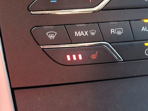 Used 2016 Ford Edge SEL w/ Equipment Group 201A FWD image 25