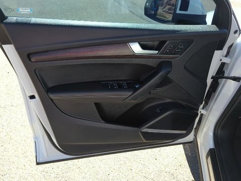 Used 2023 Audi Q5 2.0T Premium Plus w/ Premium Plus Package image 18