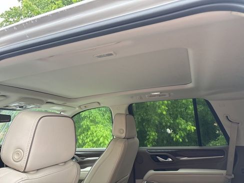 Used 2022 GMC Yukon Denali AWD/4WD image 13