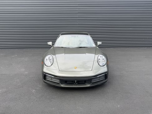 Used 2022 Porsche 911 Carrera image 7