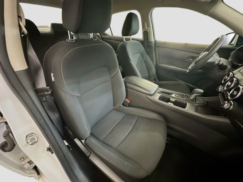 Used 2024 Nissan Sentra S image 31