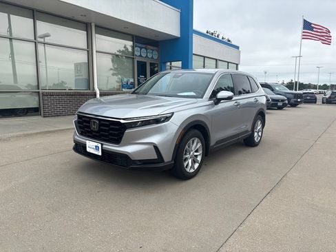 Used 2024 Honda CR-V EX image 1