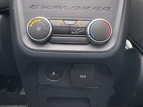Used 2026 Ford Explorer Active w/ Active Comfort Package image 23