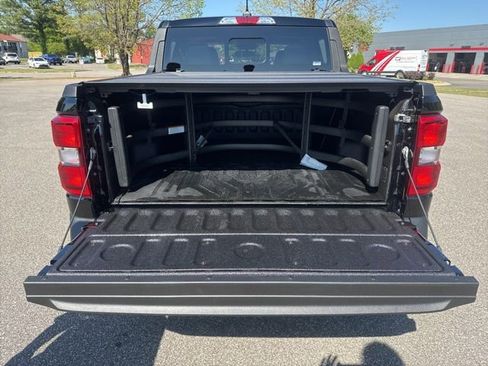 Used 2023 Ford Maverick Lariat w/ Lariat Luxury Package image 17