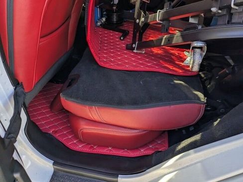 Used 2020 Jeep Wrangler Unlimited Sport image 14