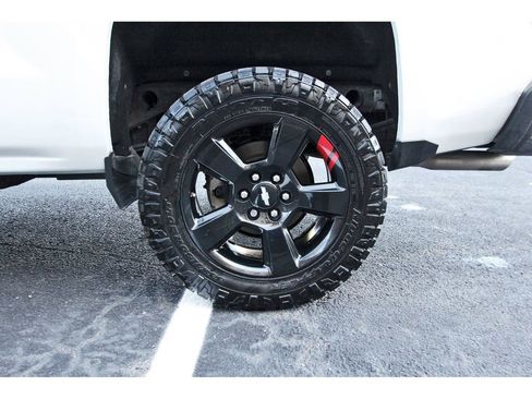 Used 2017 Chevrolet Silverado 1500 LT w/ Redline Edition image 25