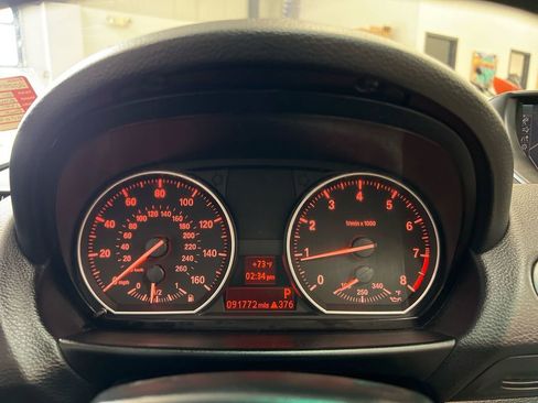 Used 2013 BMW 135i Convertible image 14