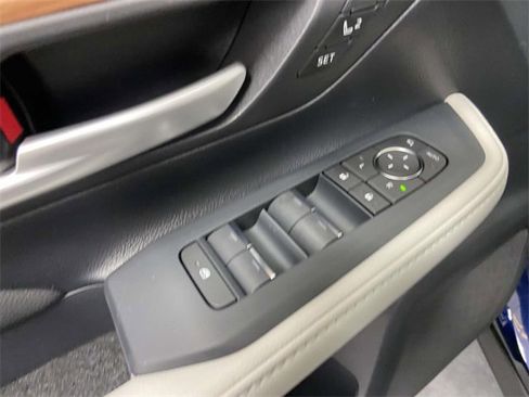 Used 2026 Toyota Grand Highlander Limited image 19