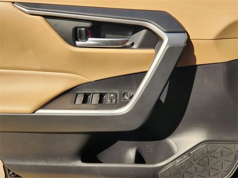 New 2025 Toyota RAV4 XLE Premium image 17