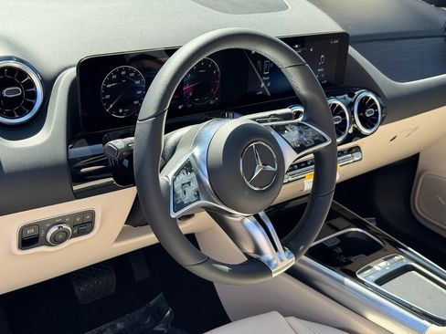 New 2026 Mercedes-Benz GLA 250 image 23