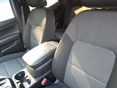 Used 2023 Chevrolet Colorado Trail Boss AWD/4WD image 7