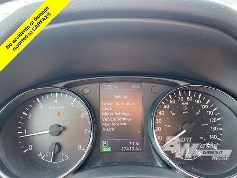 Used 2020 Nissan Rogue S FWD image 24