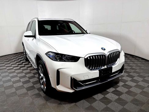 Used 2026 BMW X5 xDrive40i AWD/4WD image 2