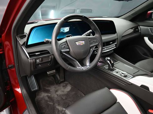 Used 2025 Cadillac CT5 V Blackwing w/ Super Cruise 1 Package image 4