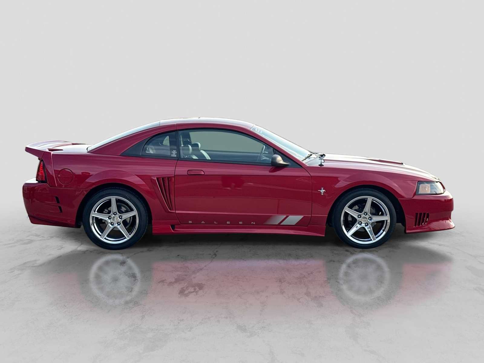 Used 2002 Ford Mustang GT RWD image 17
