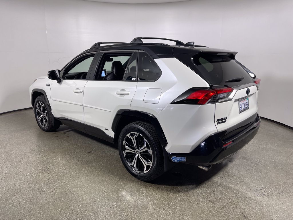 Certified 2021 Toyota RAV4 XSE w/ Premium Package AWD/4WD image 5