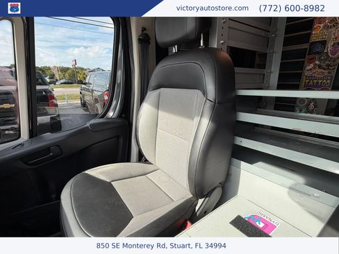 Used 2021 RAM ProMaster 2500 w/ Convenience Group FWD image 25