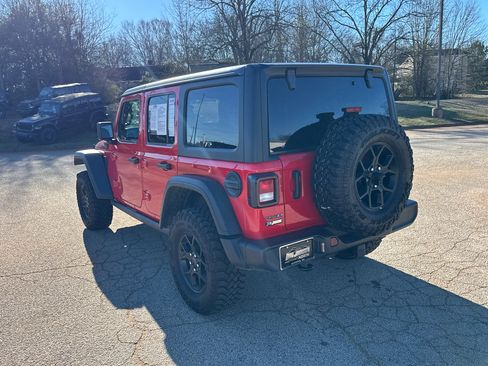 Used 2025 Jeep Wrangler Willys image 6