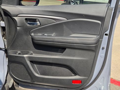 Used 2023 Honda Ridgeline RTL image 28