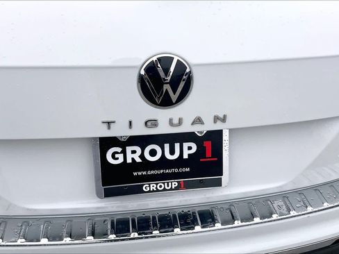 Used 2024 Volkswagen Tiguan Wolfsburg Edition FWD image 31