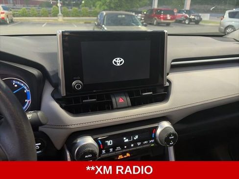 Used 2024 Toyota RAV4 XLE AWD/4WD image 6
