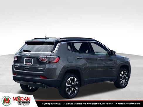 Used 2024 Jeep Compass Limited AWD/4WD image 5