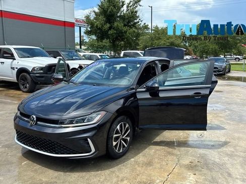 Used 2025 Volkswagen Jetta S FWD image 11