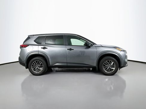 Used 2023 Nissan Rogue S AWD/4WD image 8