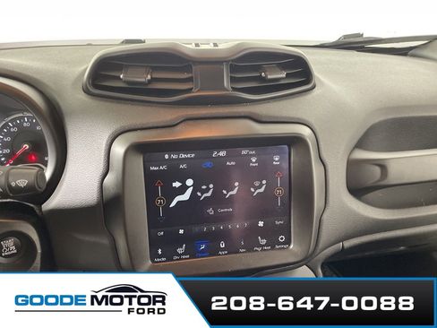 Used 2022 Jeep Renegade Trailhawk image 15