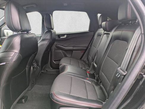 Used 2024 Ford Escape ST-Line w/ Equipment Group 301A image 15