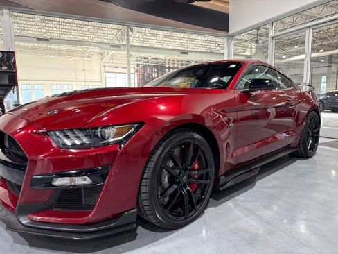 Used 2020 Ford Mustang Shelby GT500 RWD image 27