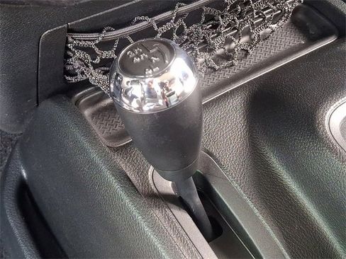 Used 2018 Jeep Wrangler Sport image 23