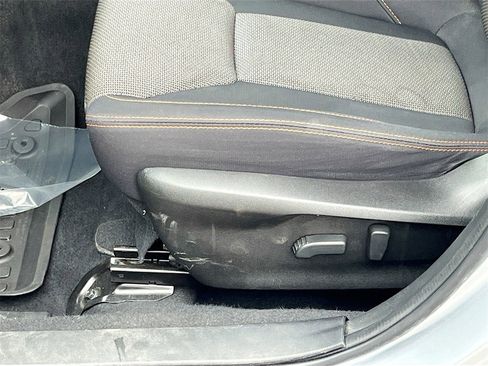 Used 2021 Subaru Crosstrek 2.0i Premium w/ Moonroof Package image 20