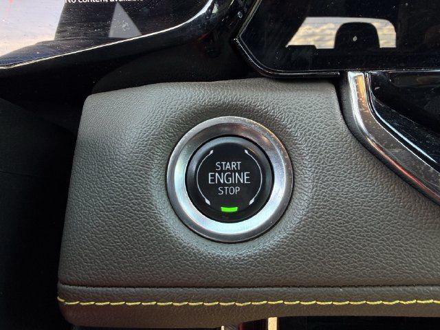 Certified 2025 Chevrolet Colorado ZR2 w/ Technology Package AWD/4WD image 24