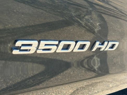 Used 2018 Chevrolet Silverado 3500 W/T AWD/4WD image 22