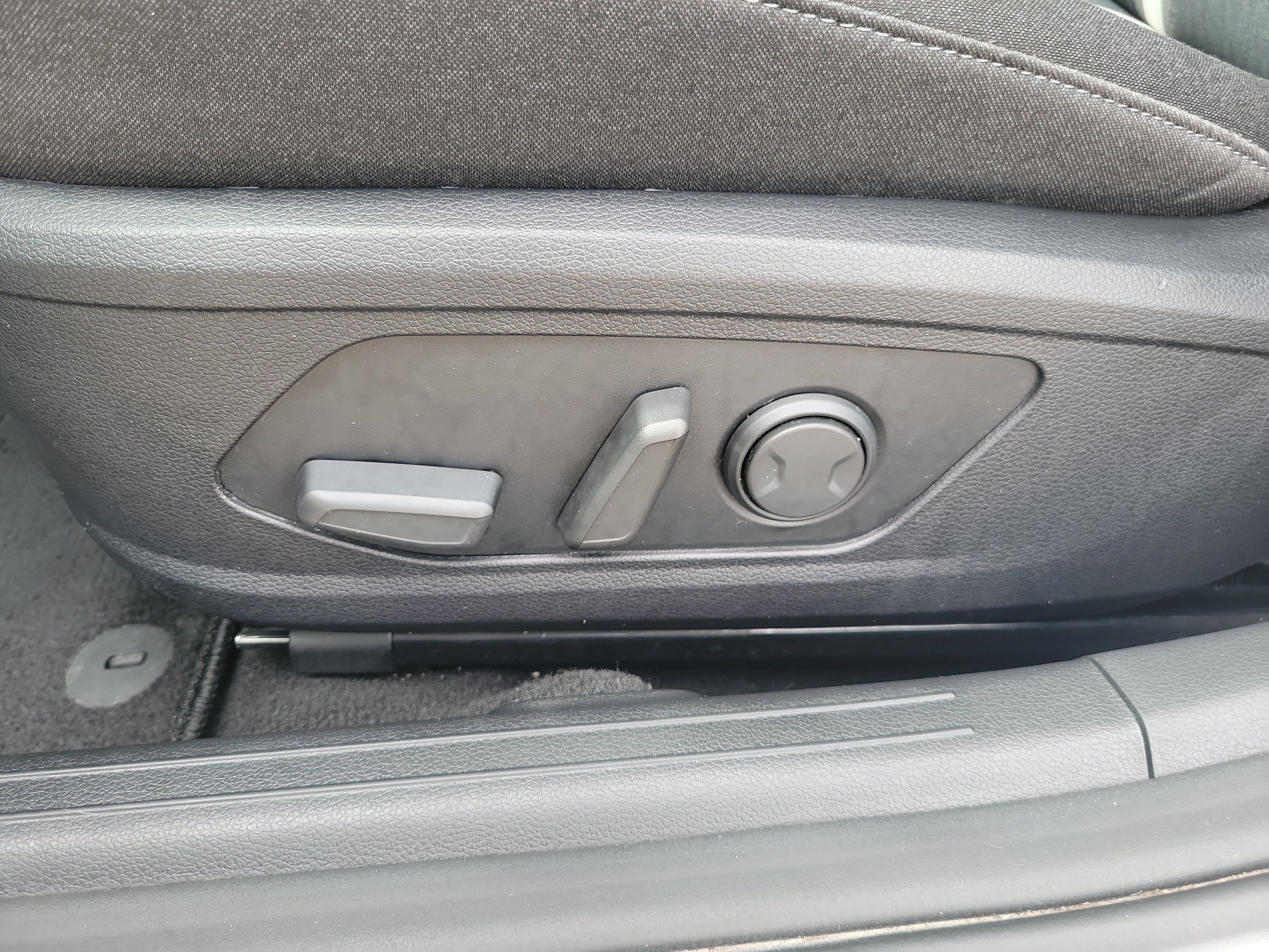 Used 2021 Hyundai Sonata SEL w/ Convenience Package FWD image 16