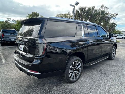 New 2026 Chevrolet Suburban High Country w/ Sun And Tow Package RWD image 6