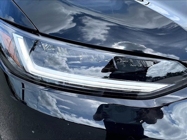 Used 2024 Honda HR-V LX image 28