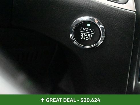 Used 2024 Ford Edge SEL image 44