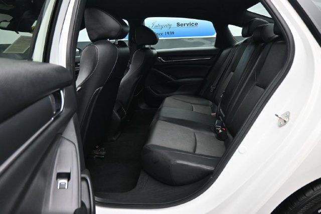 Used 2020 Honda Accord Sport image 8