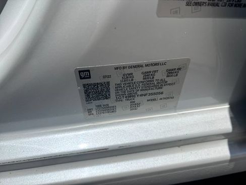 Certified 2022 GMC Sierra 2500 Denali w/ Denali Ultimate Package AWD/4WD image 32