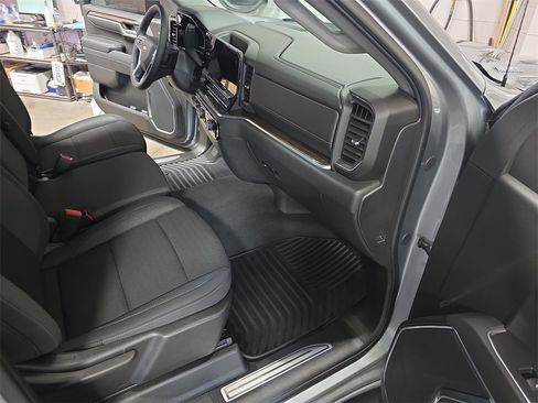 Certified 2025 Chevrolet Silverado 1500 LT image 10